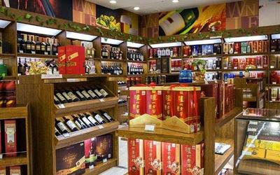很多烟酒店“无人问津”表面不赚钱?却越开越多!是如何赚钱的?